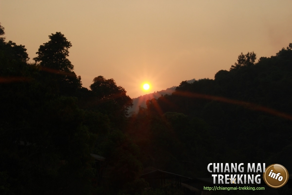 3-days/2-nights Trekking Tour | Chiang Mai Trekking | Das beste Trekking in Chiang Mai mit Piroon Nantaya